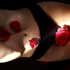 Period Sex 101: A Guide to Pleasure, Comfort, and Clean-Up